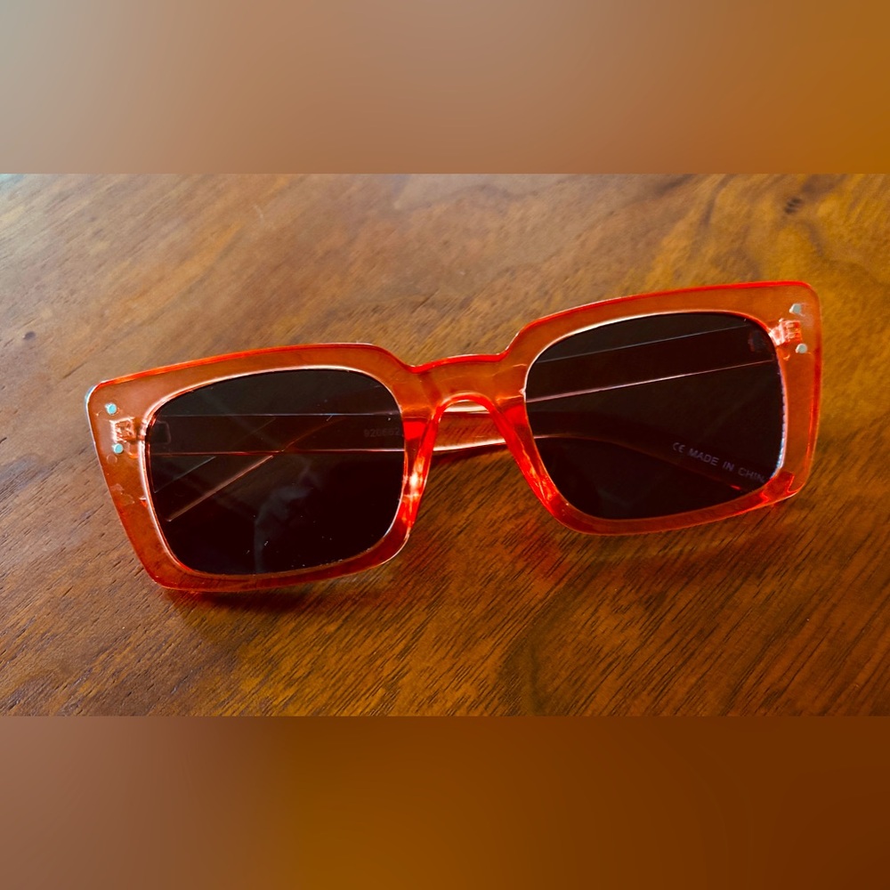 Rectangle orange sunglasses